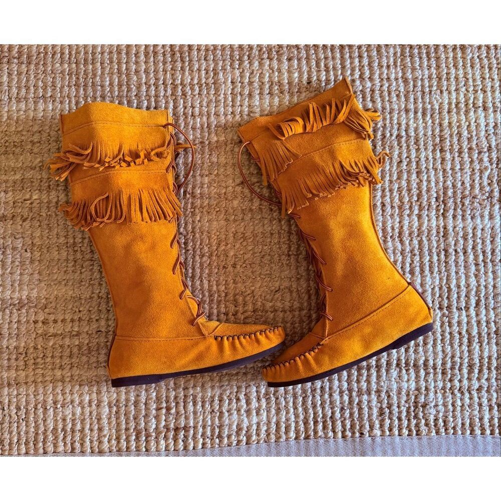 Suede Fringe Lace Up Boots Size 8 Mustard Boho Moccasin Style